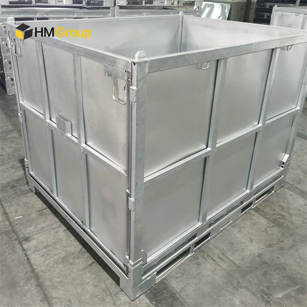1 foldable pallet storage box